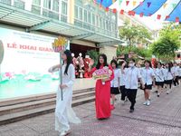 Hà Nội: Những hình ảnh ấn tượng trong ngày khai giảng