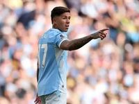 MU thua Man City trong thế hơn người, đối diện áp lực chồng chất
