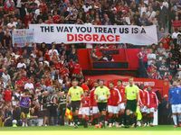 Chùm ảnh: Những khoảnh khắc kịch tính trận derby Manchester