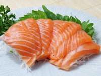 6 thực phẩm có thể hỗ trợ giảm bọng mắt, giúp vùng da quanh mắt bớt sưng
