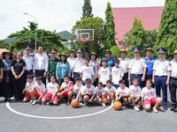 Đoàn công tác Trung ương và TP.HCM tưởng niệm các Anh hùng liệt sĩ tại Côn Đảo
