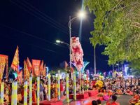 Rộn ràng đêm hội “Sắc màu Trung thu - Lung linh phố núi”