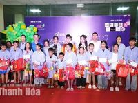 Mang Trung thu ấm áp đến với bệnh nhi
