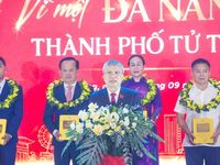 Đà Nẵng: Vinh danh 15 cá nhân tại Giải thưởng “Thành phố tử tế”
