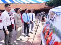 Triển lãm 'Hà Nội trong tôi' kể chuyện từ nhịp sống Thủ đô
