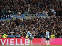 Messi chia tay đội tuyển Argentina, khép lại hành trình bằng màn trình diễn ấn tượng