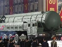 Ông Kim Jong-un cùng gia đình xem vũ khí hạt nhân chiến lược tại bảo tàng
