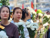 Đón 731 Anh hùng liệt sĩ về với đất mẹ