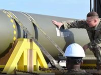 Mỹ sở hữu hai loại bom lớn với sức mạnh khác biệt