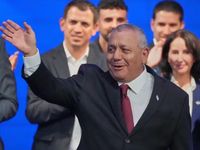 Lãnh đạo đối lập Israel kêu gọi quân đội không làm theo lệnh của ông Netanyahu