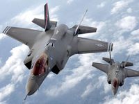 Tại sao phi công Mỹ 'ghét' F-22, thích F-35?