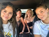 Selena Gomez bikini nóng bỏng gợi cảm hết cỡ