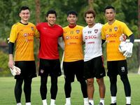 Chơi hơn người từ đầu hiệp 2, Muangthong vẫn không thể giành 3 điểm
