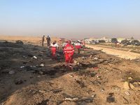 Cận cảnh hiện trường vụ tai nạn máy bay thảm khốc tại Iran, không ai sống sót