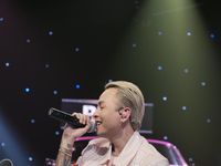 Stylist tiết lộ lý do chọn đồ màu hồng cho Binz trong 'Rap Việt'