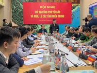 Cần thiết thì điều động máy bay trực thăng cứu trợ bà con miền Trung