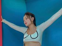 Minh Hằng tung ảnh khoe thân hình nóng bỏng, tiết lộ điểm tự tin nhất trên cơ thể