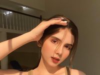 'Thiên thần' TikTok mang hai dòng máu Úc Việt đốn tim hàng ngàn cư dân mạng