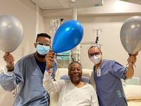 Các siêu sao sân cỏ bày tỏ sự tiếc thương 'Vua bóng đá' Pele