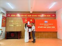 Bồi đắp lý tưởng cho thế hệ trẻ