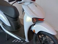 Xe ga 125cc giá 47 triệu đồng đẹp long lanh, trang bị sánh ngang SH 125i, siêu tiết kiệm xăng, rẻ hơn SH Mode khiến dân tình xôn xao