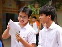 Thí sinh Hà Nội hoàn thành môn Ngữ văn Kỳ thi tuyển sinh lớp 10 công lập