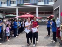 Sáng 31/5: Bài thi môn Toán khép lại kỳ thi vào lớp 10 Trung học phổ thông công lập