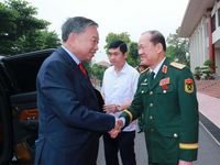 Khai mạc trọng thể Đại hội đại biểu toàn quốc Hội Cựu chiến binh Việt Nam lần 8