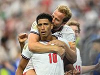 Harry Kane rực sáng, tuyển Anh khởi đầu World Cup thuyết phục