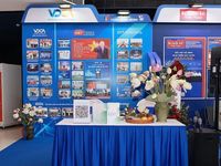 Trưởng Ban Tuyên giáo và Dân vận Trung ương thăm gian trưng bày của VDCA tại Hội Báo 2026