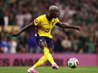 Mexico vượt Ecuador, vào vòng 16 đội
