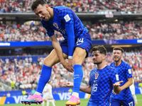 Ronaldo ghi bàn, Bồ Đào Nha ngược dòng loại Croatia