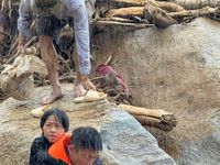 Lũ quét kinh hoàng ở Lai Châu: 1 người tử vong, 6 người nghi mất tích, cả bản làng tan hoang