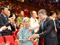 Những hình ảnh xúc động tại Hội nghị tri ân người có công với cách mạng toàn quốc năm 2026