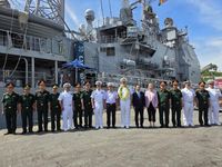 Tàu sân bay USS George Washington của Hải quân Hoa Kỳ thăm Việt Nam