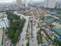 Loạt trụ cầu xuất hiện tại nút giao 'dị dạng' sau gần 10 năm