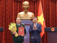 Tổng Bí thư, Chủ tịch nước Tô Lâm trao Quyết định thăng quân hàm Thượng tướng cho đồng chí Lê Quang Đạo