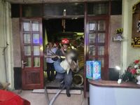 Hoả hoạn tại khách sạn ở TPHCM, Cảnh sát PCCC nhanh chóng có mặt giải cứu 26 người