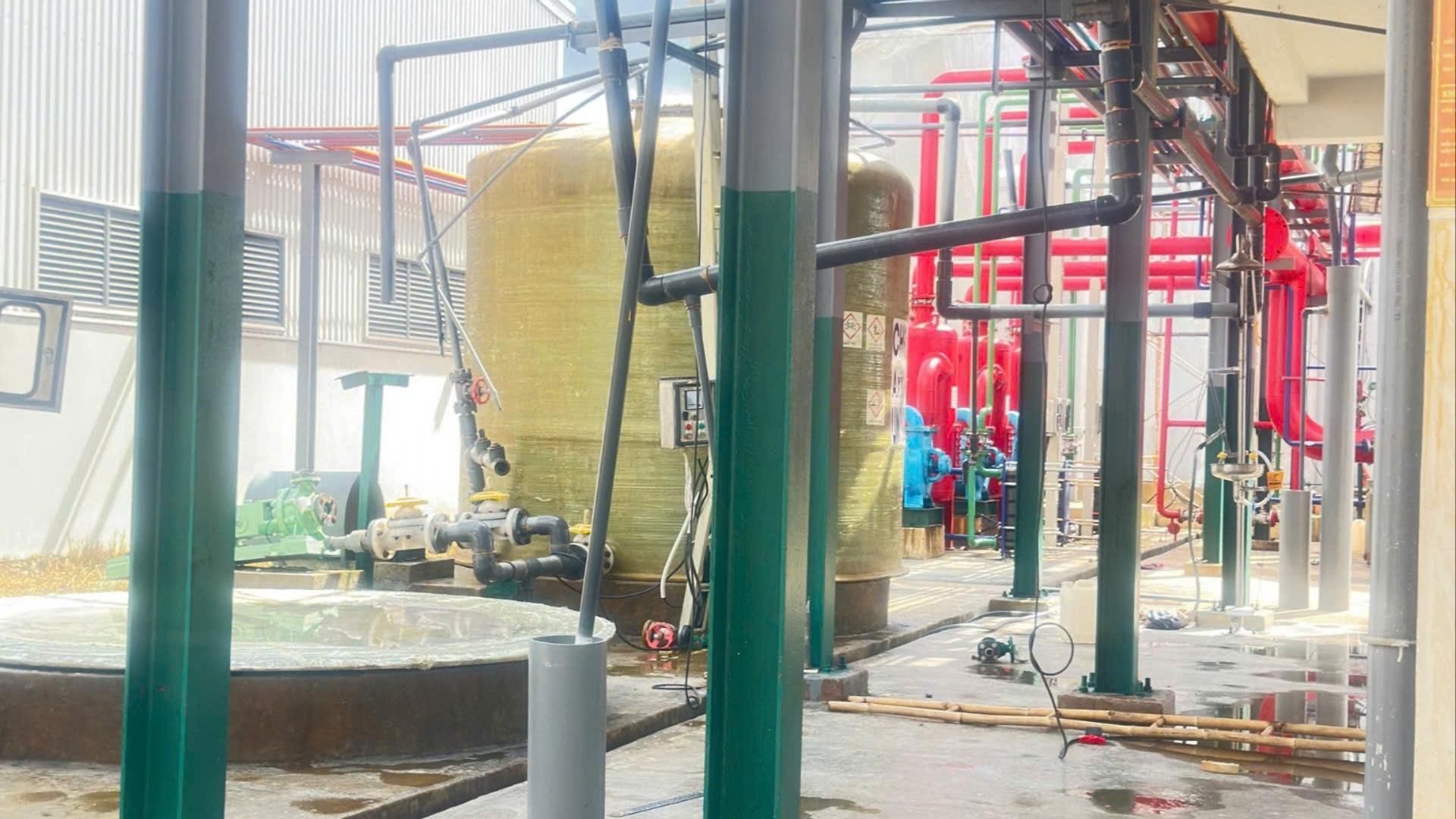 Thủ tướng yêu cầu làm rõ vụ nổ bồn chứa axit làm 2 công nhân tử vong ở Lâm Đồng