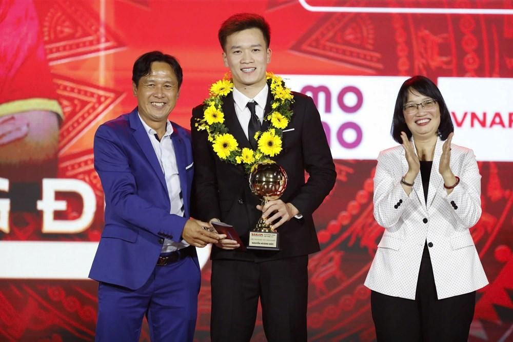 Hoàng Đức, Bích Thùy chiến thắng Quả bóng vàng Việt Nam 2025