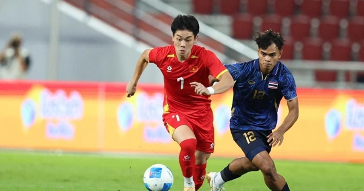 Quả bóng vàng Việt Nam 2025: Cuộc đua Đình Bắc và Hoàng Đức