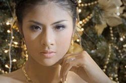 Mẹo phối hợp trang phục với trang sức