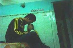Nam sinh dọa tung video sex tống tiền bạn gái