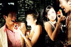 Thâm nhập các hội 'đổi vợ' ở Sài Gòn (2): Trò quái gở của... Swinger