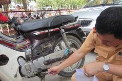 Sang tên đổi chủ, phát hiện xe trộm cắp