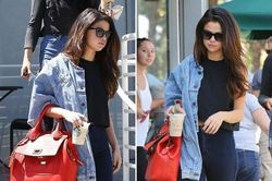 Selena Gomez 'thoáng mát' với áo 3 lỗ không nội y