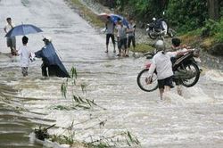 27 người chết do mưa lũ, ước tính tổng thiệt hại 125 tỷ đồng
