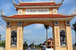 Về Nam Ðàn, quê Bác