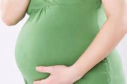 Phụ nữ đẻ mau dễ bị loãng xương