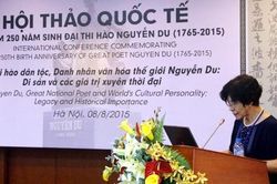 Chúng tôi dịch kiệt tác Truyện Kiều sang tiếng Trung